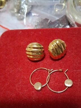 Vintage Gold Textured Dome Stud Earrings & Small Hoop Earrings - Women Jewelry